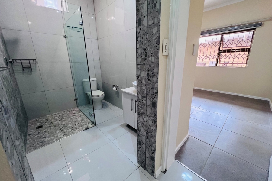 To Let 2 Bedroom Property for Rent in De Tijger Western Cape